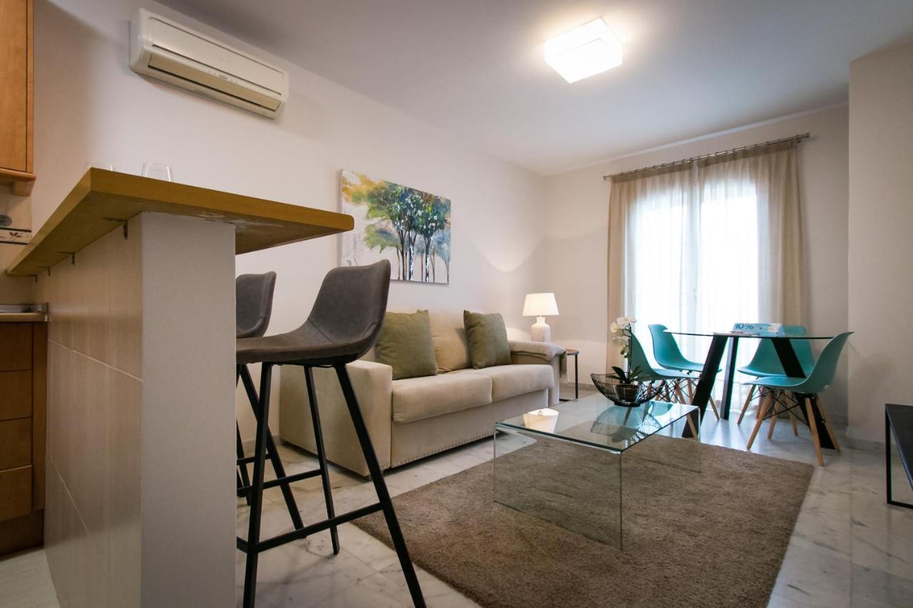 Holidays2Malaga Pena Parking & French Balcony & Smart Tv Buitenkant foto