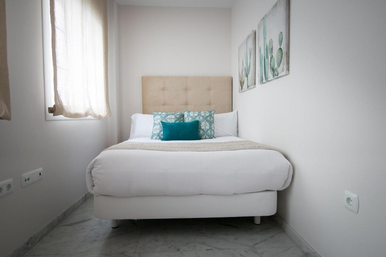 Holidays2Malaga Pena Parking & French Balcony & Smart Tv Buitenkant foto