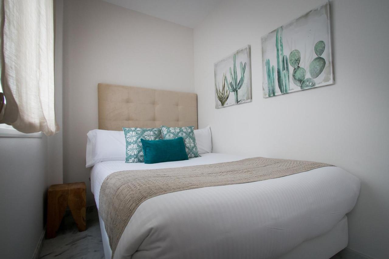 Holidays2Malaga Pena Parking & French Balcony & Smart Tv Buitenkant foto