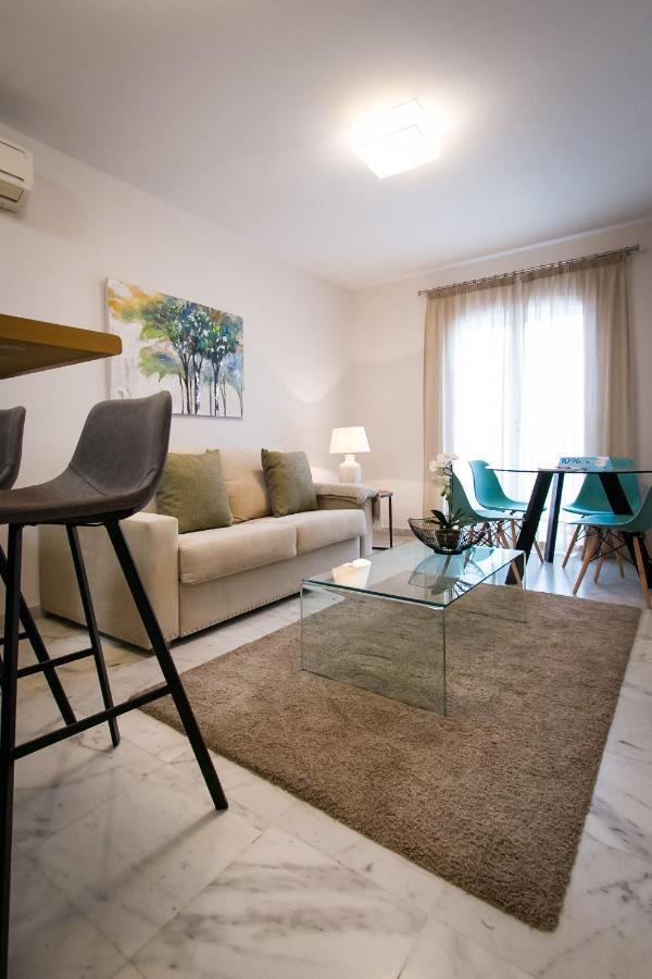 Holidays2Malaga Pena Parking & French Balcony & Smart Tv Buitenkant foto