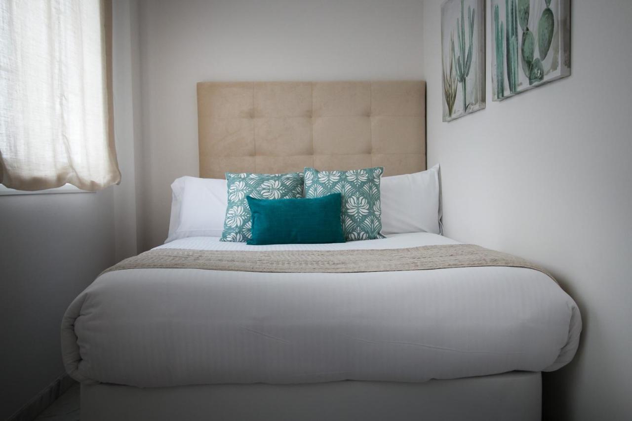Holidays2Malaga Pena Parking & French Balcony & Smart Tv Buitenkant foto